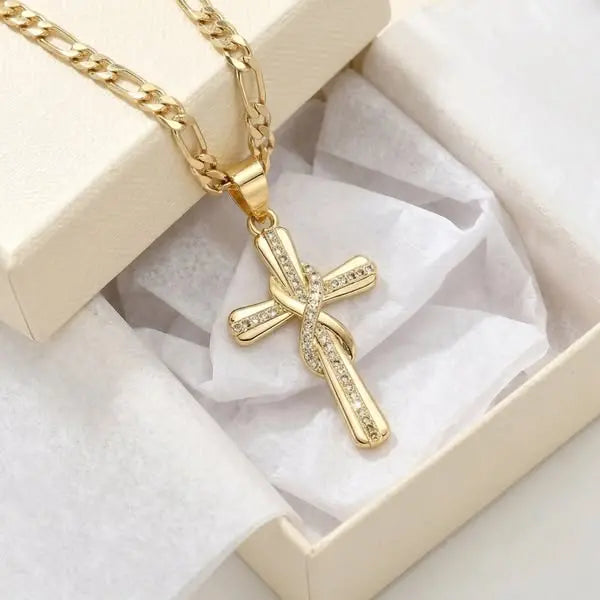 ššCollar con cruz del infinito engastada con diamantes de 14k