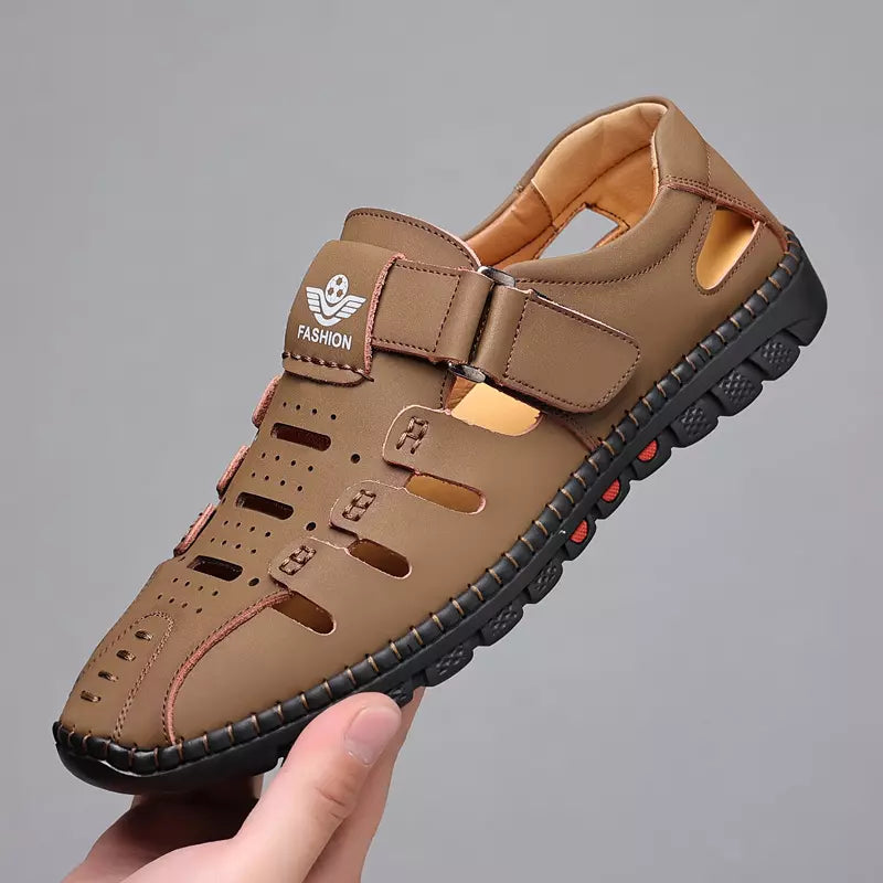 🔥【38-44】verano nuevos zapatos casuales huecos transpirables para hombres suela suave