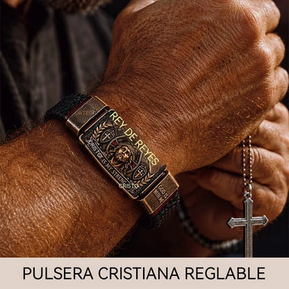 Pulsera cristiana ajustable para hombre, de cuero trenzado con mensaje religioso sobre Jesús; joya de estilo retro y vintage, ideal como regalo conmemorativo.