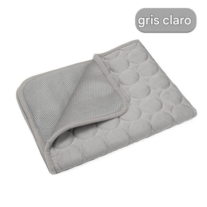 🧊⚡ ¡Rebajas de verano! Alfombrilla refrescante para mascotas (sin agua) – Tejido Oxford transpirable, apta para cualquier cama o jaula.