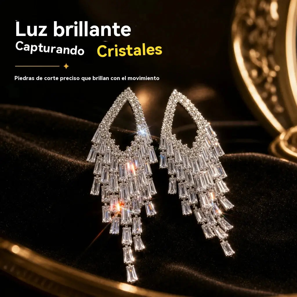 💎 ¡50% de descuento! ✨ Pendientes de circonita cúbica: en forma de lágrima, con borlas y un brillo elegante ✨