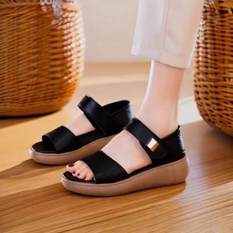 💞【35-40】Nuevas sandalias casuales con suela suave y tacón antideslizante de 2026.