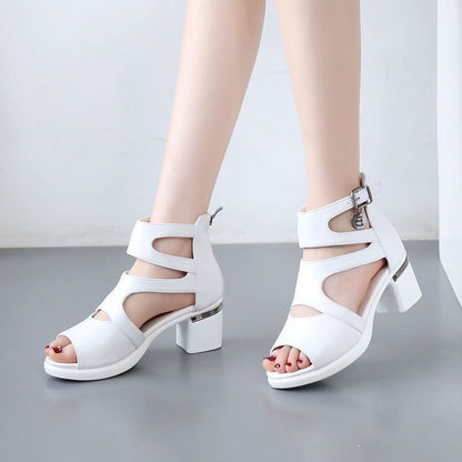 👠【35-41】Nuevas sandalias de verano con tacones gruesos y abertura en la parte superior.