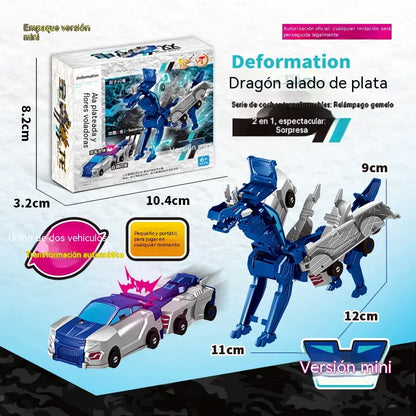 💥Los dos coches chocaron, se deformaron y se fusionaron en un robot Dragón de Alas Plateadas.