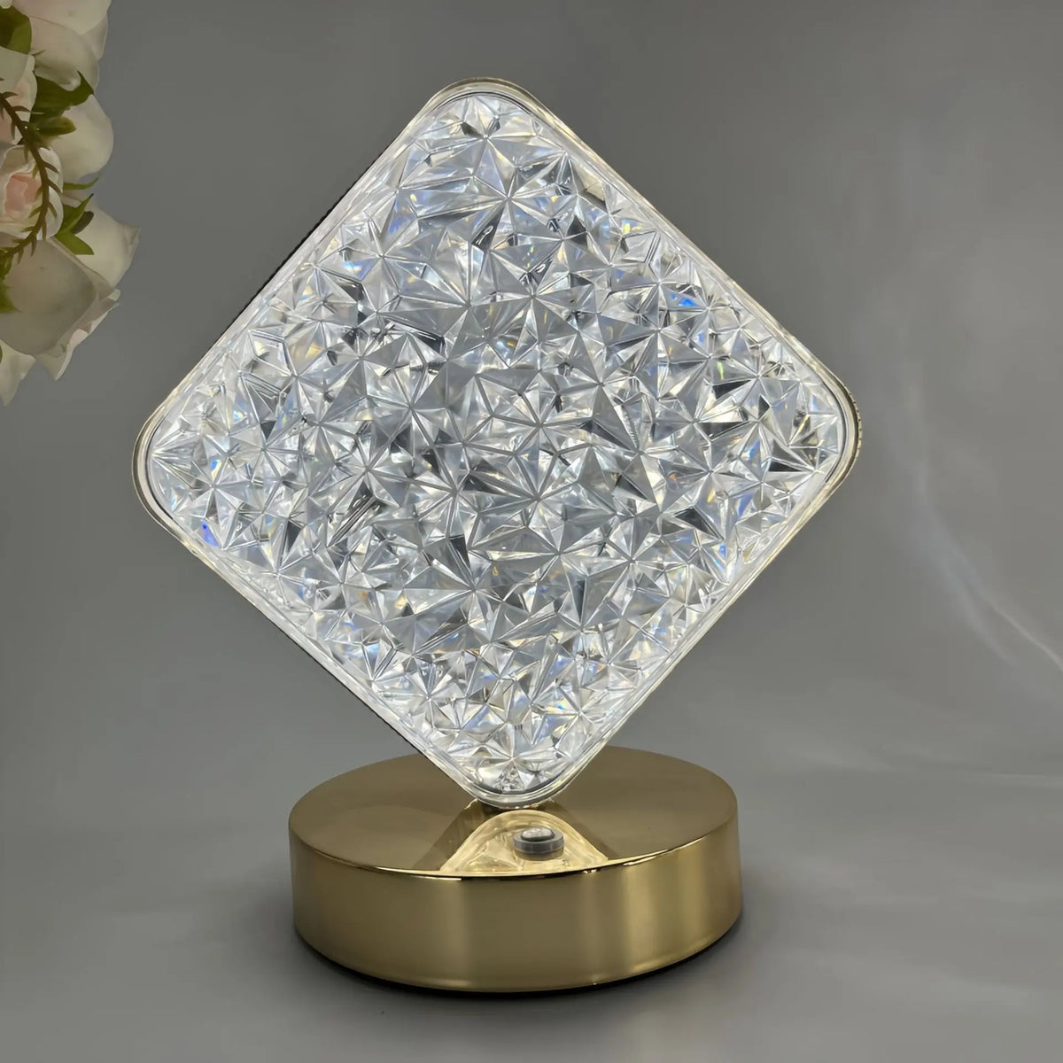 📢📢 50 % popusta! ✨ Staklena noćna lampa geometrijskog dizajna: upravljanje dodirom, 3 boje, USB punjenje, 🏠 ugodna rasvjeta za spavaću sobu.