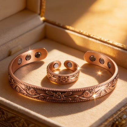 🔥【Pulsera + Anillo】✨Conjunto creativo de pulsera y anillo magnéticos grabados de estilo retro✨