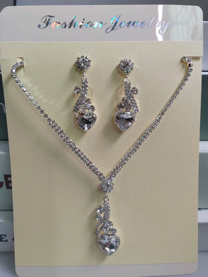 💎【Collar + Pendientes】Conjunto de joyas de cristal de dos piezas