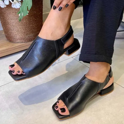 👡 Használd ki az 50%-os kedvezményt most! 💐 Női retró szandálok szögletes orrú és fűzős sarokkal - stílusos retró megjelenés, kényelmes szabás ✨