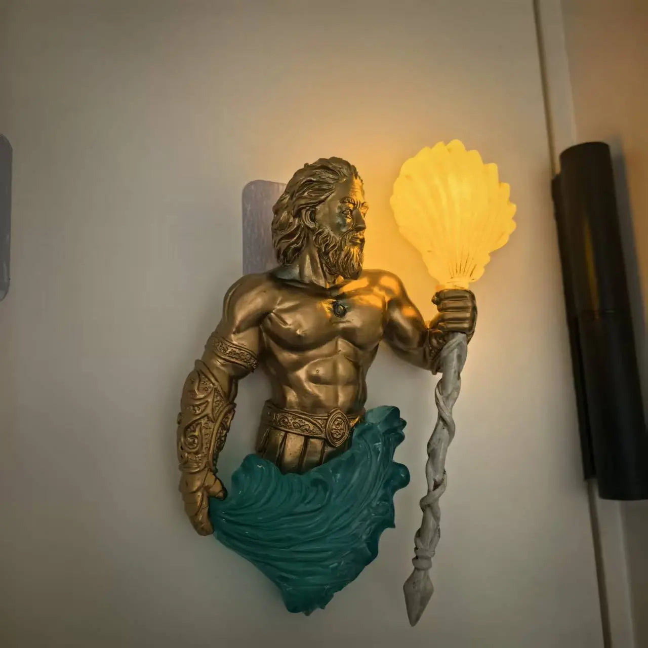 🧜‍♀️ Lámpara de Pared Sirena | Un Toque Mágico para Tu Hogar ✨