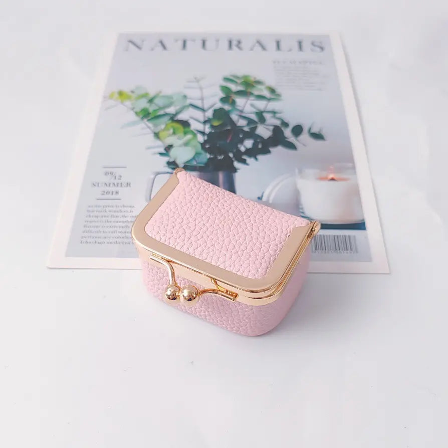🎁【Compra 1 y llévate 1 gratis】💍👜Exquisita y compacta bolsita para joyas, ideal para guardar anillos, pendientes y otras joyas.