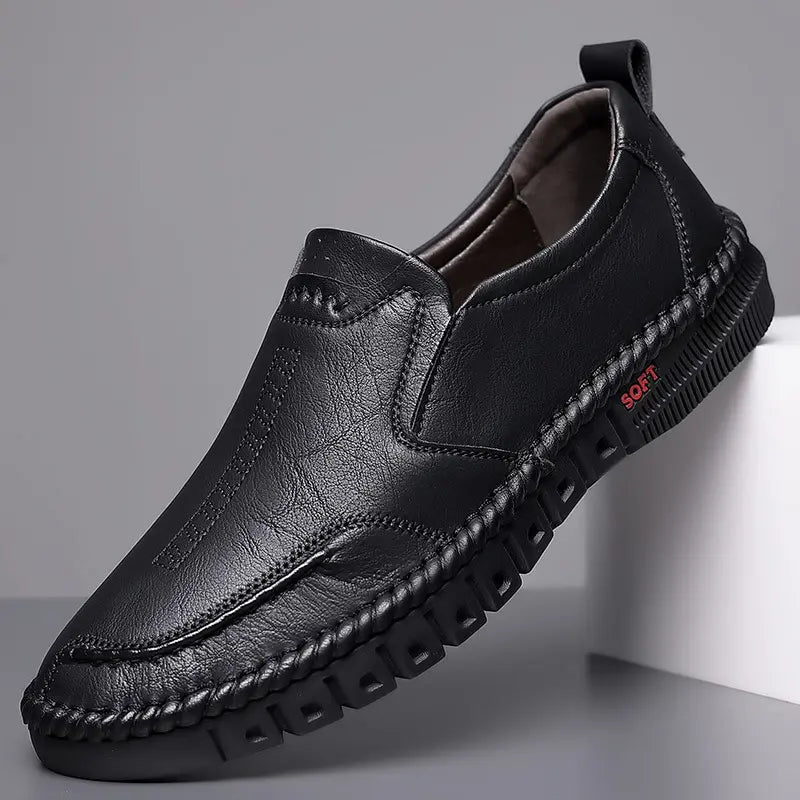 【39-44】Zapatos planos casuales de piel para hombre, nuevos, suaves y antideslizantes, con un elegante estilo retro.