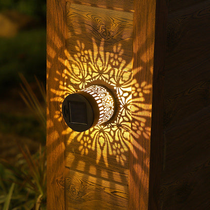 Lámpara de pared solar para patio con diseño de mandala, resistente al agua y con diseño calado.