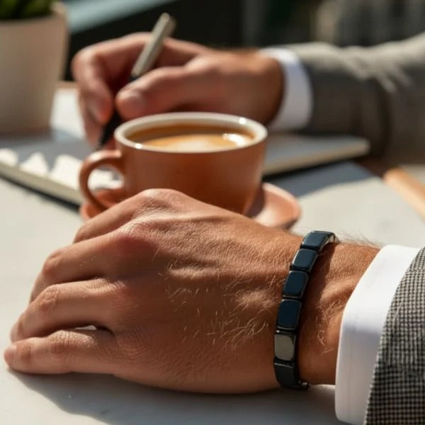 【2 piezas】Pulsera de energía de hematita y ónix negro｜Recupera tu fuerza y confianza masculina
