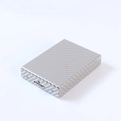 🥰4 kus 580 Kč🛡️✨ Kovové puzdro na karty z nehrdzavejúcej ocele s RFID ochranou — tenké, elegantné a bezpečné pre vaše karty.