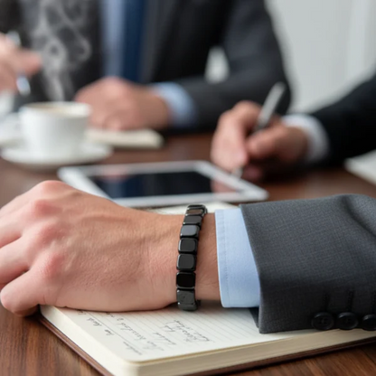 【2 piezas】Pulsera de energía de hematita y ónix negro｜Recupera tu fuerza y confianza masculina