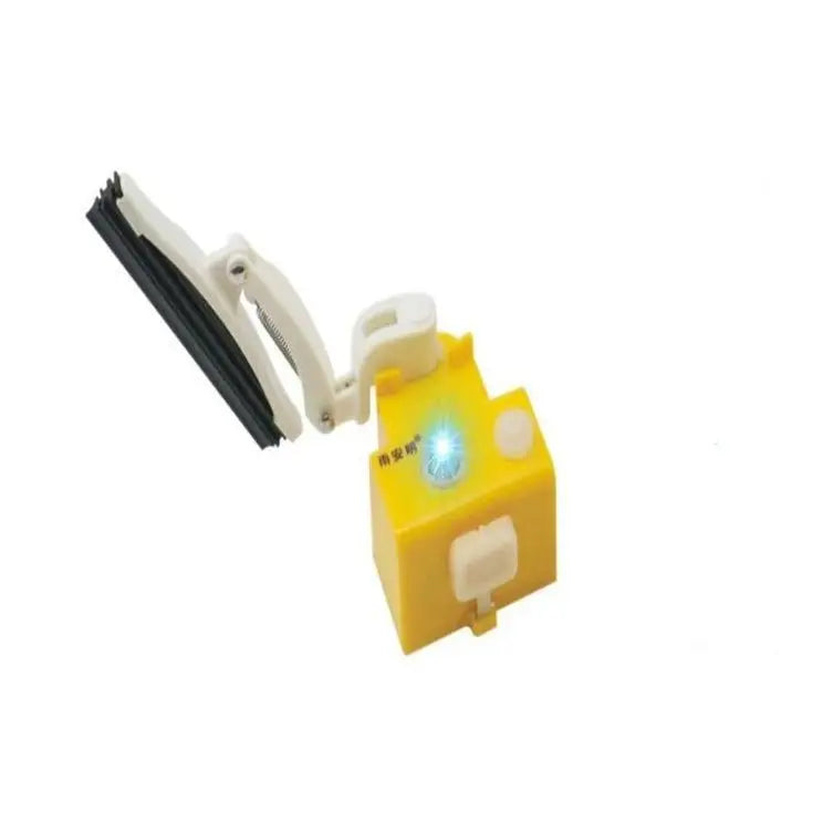 Limpiaparabrisas recargable y totalmente automático diseñado para cascos de motocicleta.