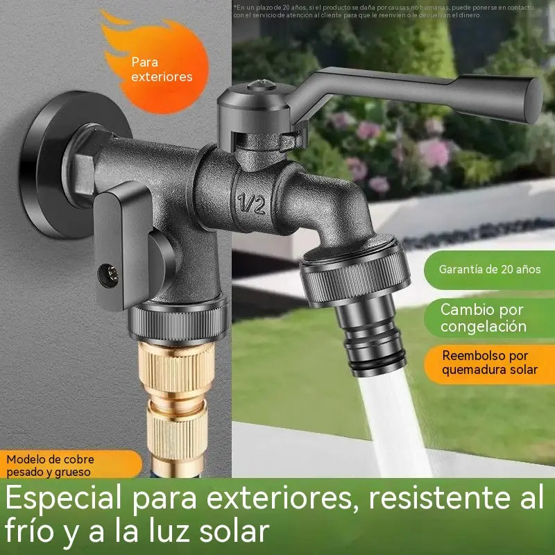 Grifo exterior de doble salida, fabricado en latón reforzado, con conector universal, apto para riego y mangueras.
