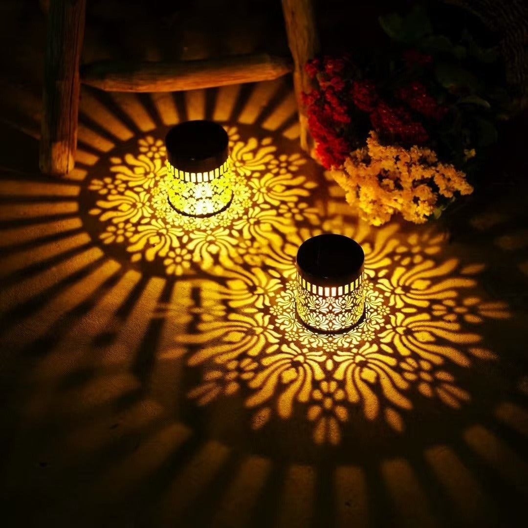 Lámpara de pared solar para patio con diseño de mandala, resistente al agua y con diseño calado.