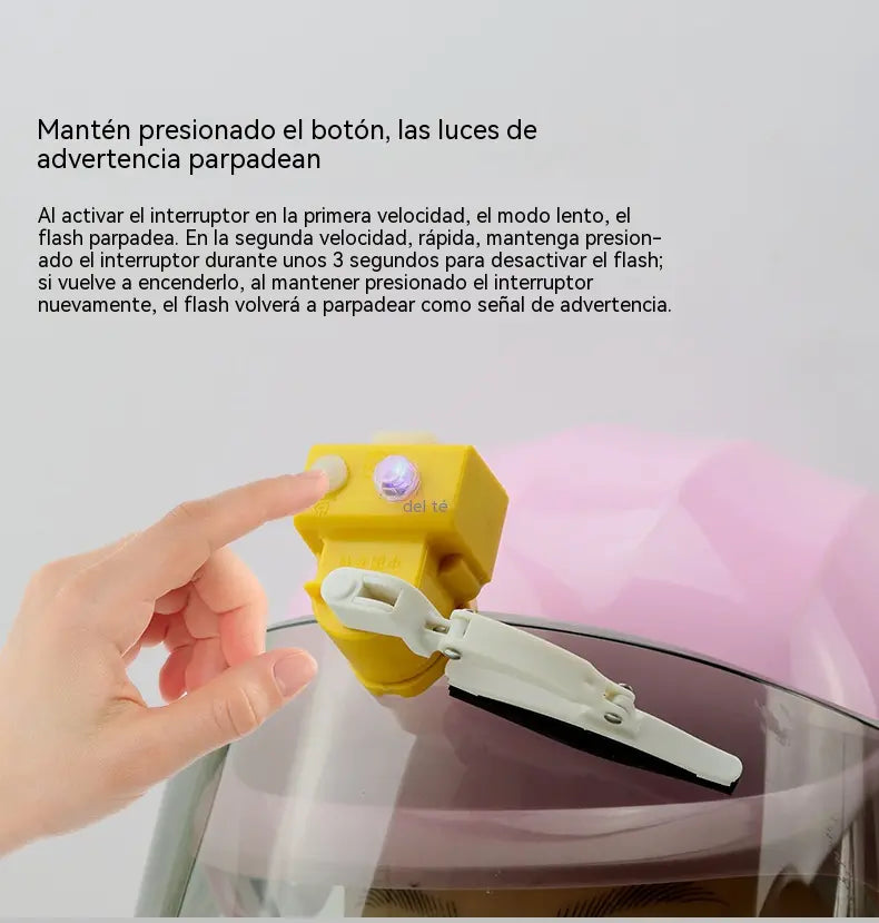 Limpiaparabrisas recargable y totalmente automático diseñado para cascos de motocicleta.