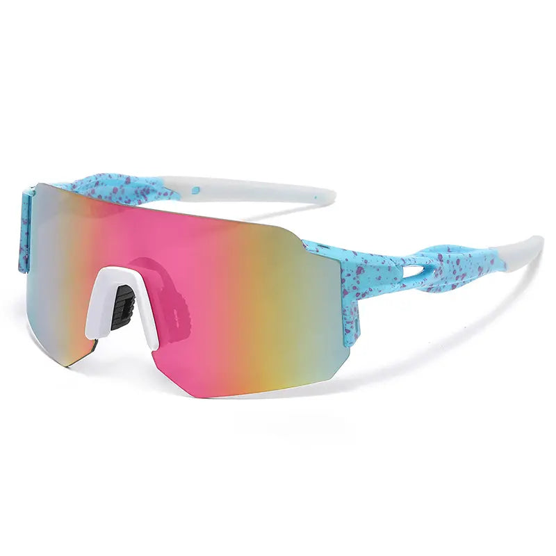 Gafas deportivas de montura grande con protección UV.