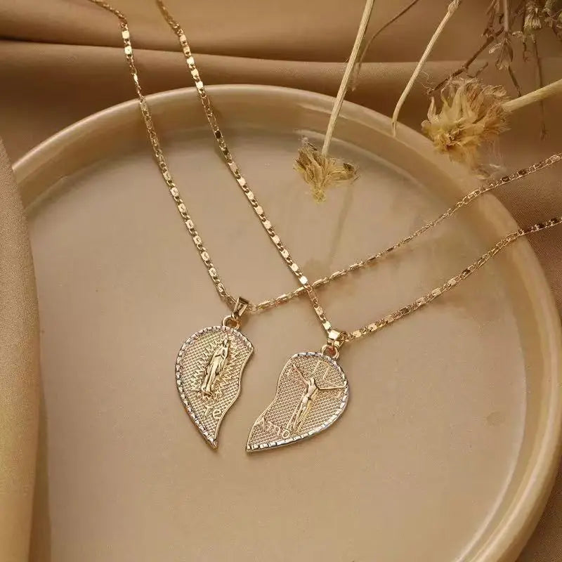 🙏✝Collar de pareja con oraciones y corazones superpuestos de la Virgen María