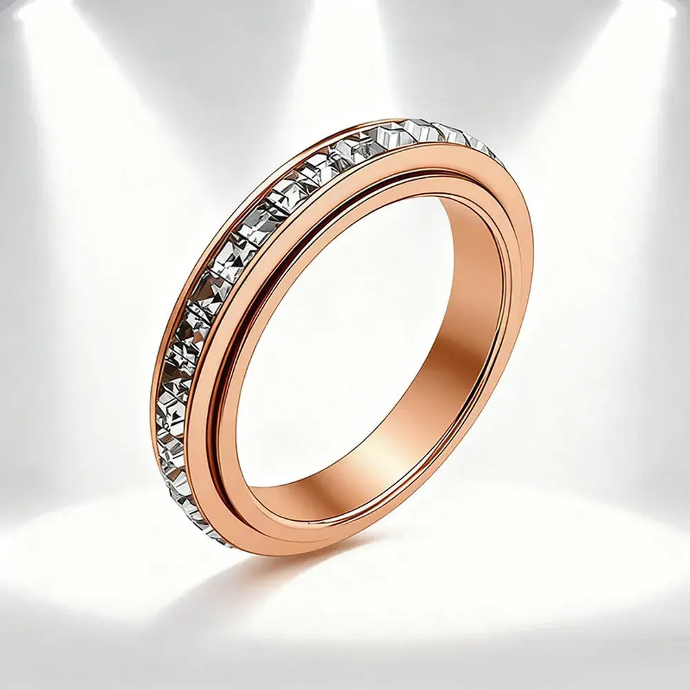 💎 Anillo Giratorio para Mujer con Piedras Cuadradas de 4 mm – Diseño Elegante y Brillante