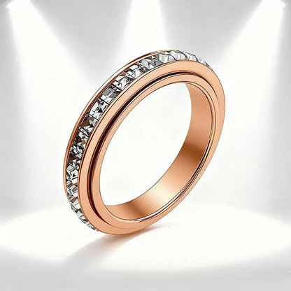 💎 Anillo Giratorio para Mujer con Piedras Cuadradas de 4 mm – Diseño Elegante y Brillante