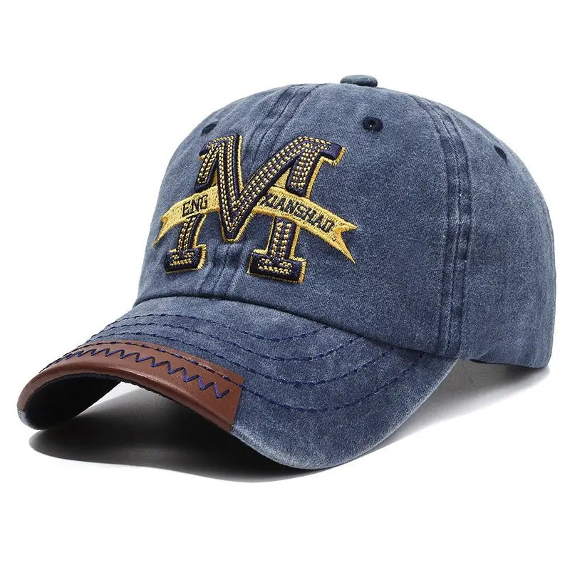 Gorra de béisbol elegante en denim lavado