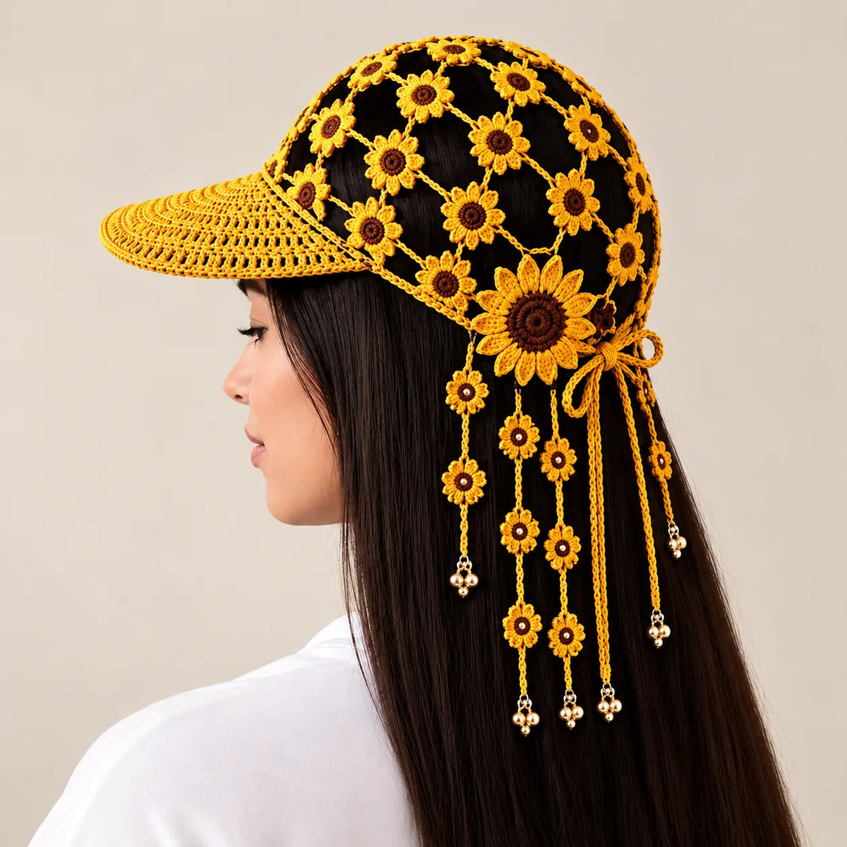 🌻🧶 Gorra de Ganchillo con Girasol para Mujer | Gorra Boho Calada de Verano con Borlas Decorativas