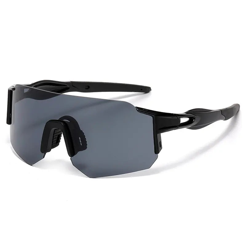 Gafas deportivas de montura grande con protección UV.