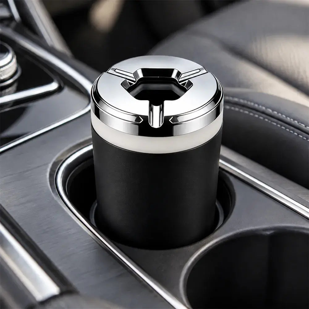 🚗🚬 Auto popolník s otočným vekom – 1+1 zdarma, sada 2 kusov, proti zápachu a popolu, univerzálny do držiaka nápojov.