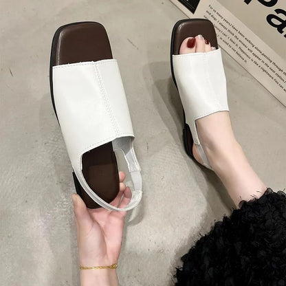 👡 Használd ki az 50%-os kedvezményt most! 💐 Női retró szandálok szögletes orrú és fűzős sarokkal - stílusos retró megjelenés, kényelmes szabás ✨