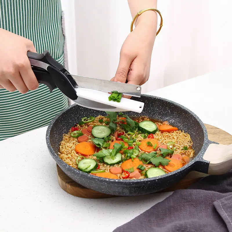 Tijeras multifuncionales para cortar verduras