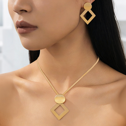 🔥 50% de descuento 💎 Conjunto de collar y pendientes moderno y elegante ✨ Elegante y clásico, ideal para el día a día y fiestas 🌿