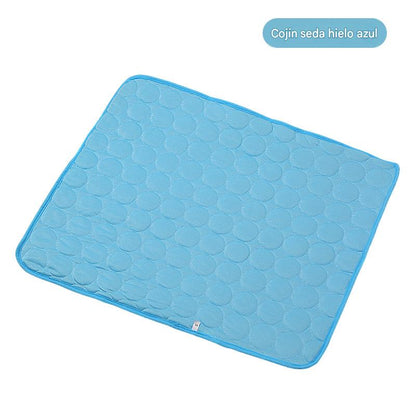 📢 ¡50 % de descuento 🔥! Alfombrilla refrescante para mascotas (no requiere llenado de agua) 🧊 — Fabricada en tejido Oxford transpirable; apta para todo tipo de camas o jaulas para mascotas.