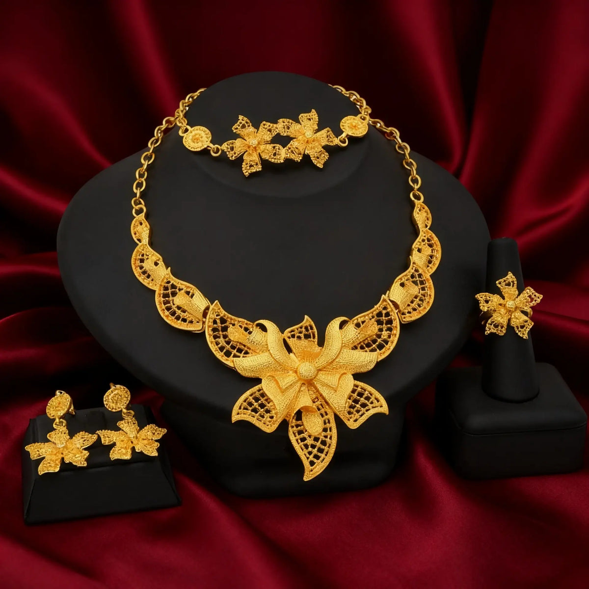 ✨ Juego de joyas nupciales chapadas en oro de 24 quilates estilo indio de Dubái: collar, pulsera, anillo y pendientes para mujer.